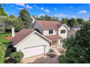 17 Maple Grove Ct, Madison, WI 53719-1545