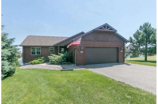 N8132 Clear Water Dr, New Lisbon, WI 53950