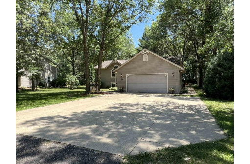 W469 Red Cedar Ln, Brodhead, WI 53520