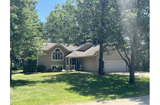 W469 Red Cedar Ln, Brodhead, WI 53520