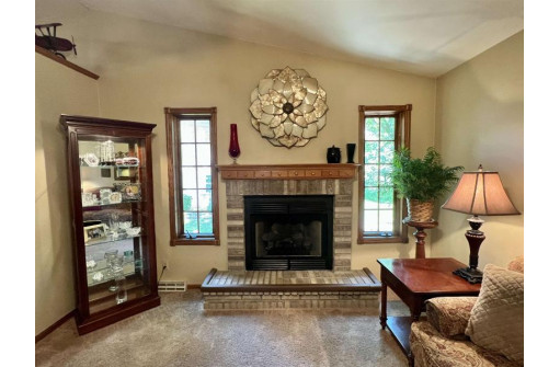 W469 Red Cedar Ln, Brodhead, WI 53520