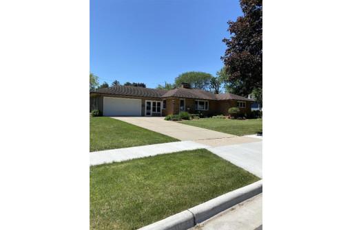 1441 Greenview Ave, Janesville, WI 53548