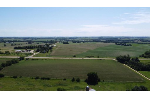 16.39 AC Hwy 69, Monroe, WI 53566