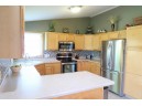 350 Kelvington Dr, Sun Prairie, WI 53590