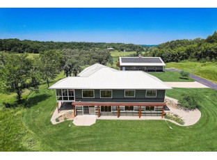 10372 Kittleson Rd Mount Horeb, WI 53572