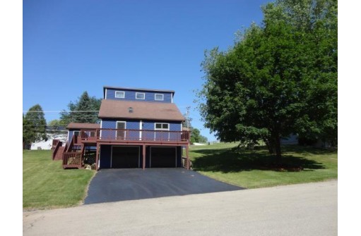 1265 Sunset Dr, Platteville, WI 53818