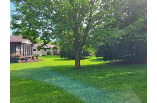 837 3rd Ave, New Glarus, WI 53574