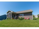 713 Maple Dr, Mount Horeb, WI 53572