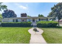 823 Elizabeth St, Baraboo, WI 53913