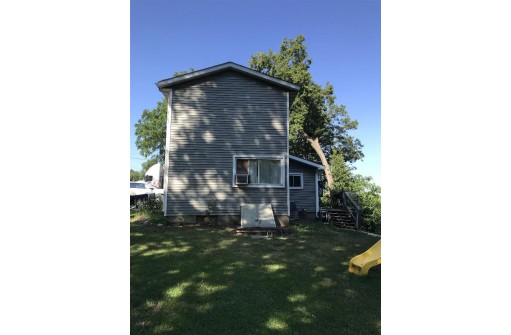 5632 E Creek Rd, Beloit, WI 53511