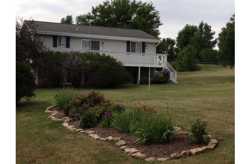 609 Colby Dr, Orfordville, WI 53576