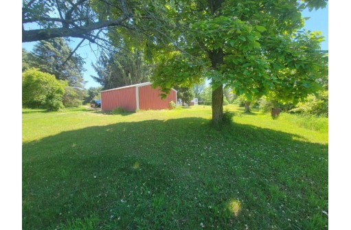 N5687 Oak Tree Acres, Princeton, WI 54968