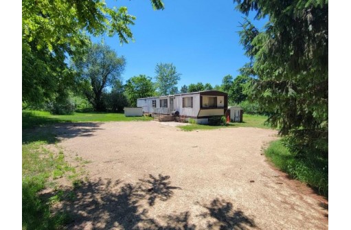 N5687 Oak Tree Acres, Princeton, WI 54968