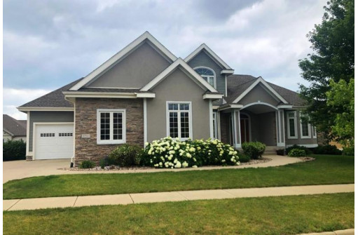 1711 Dunwoody Ln, Waunakee, WI 53597