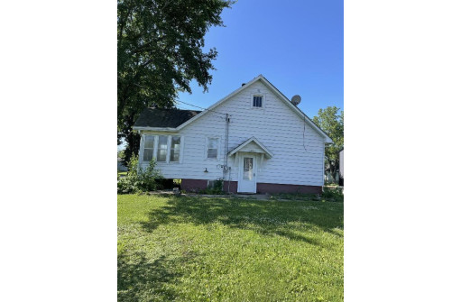 305 Warah St, Boscobel, WI 53805