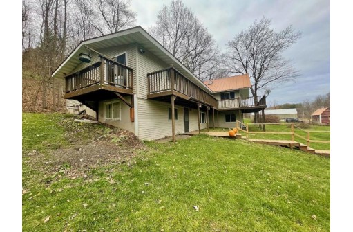 20422 County Road G, Richland Center, WI 53581