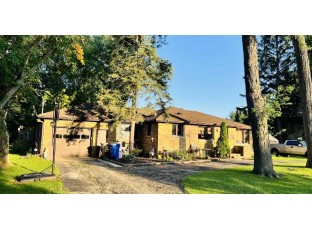 4909 Midmoor Rd Monona, WI 53716