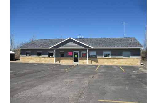 212 Airport Rd, Viroqua, WI 54665-1166