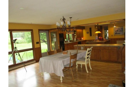 N1807 Hilltop Rd, Stoddard, WI 54658-8967