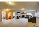 1629 Silverado Dr, Sun Prairie, WI 53590