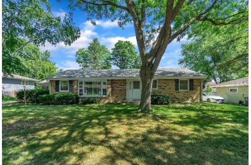 24 W Elizabeth St, Milton, WI 53563