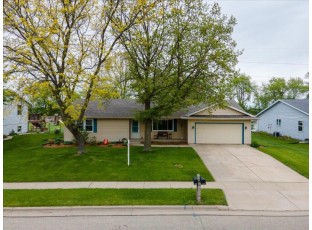 1823 Johnson St Stoughton, WI 53589