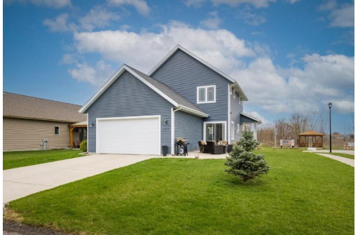 1333 Tara Dr, Sun Prairie, WI 53590