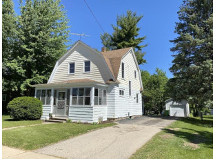 544 South St Green Lake, WI 54941