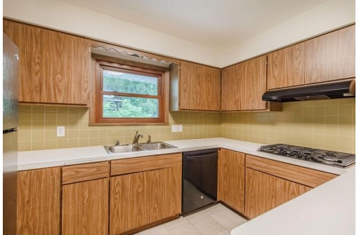 5504 Maher Ave, Madison, WI 53716