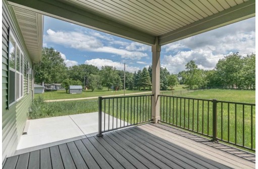 W5059 Cowgill Rd, Rio, WI 53960