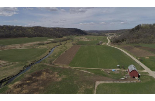 181.10 AC County Road E, Richland Center, WI 53581