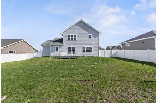 4030 Taunton Rd, Windsor, WI 53598