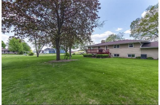 5288 W Netherwood Rd, Oregon, WI 53575