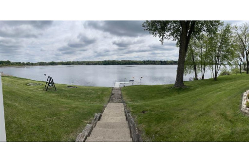 242 Lake Ave, Montello, WI 53949