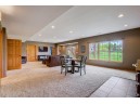 761 Maple Dr, Mount Horeb, WI 53572