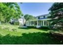 14 Carillon Dr, Madison, WI 53705