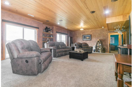 N8178 Clear Water Dr, New Lisbon, WI 53950