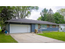 4909 Goldfinch Dr, Madison, WI 53714