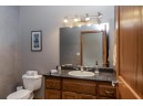 9323 W Grandview Ct, Franklin, WI 53132