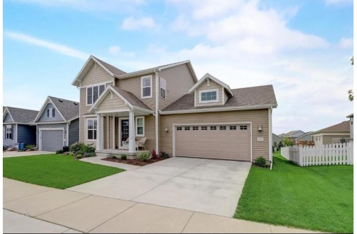 6107 Saturn Dr, Madison, WI 53718