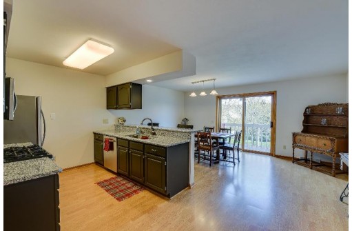 6904 Tottenham Rd, Madison, WI 53711