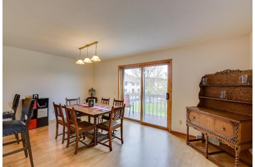 6904 Tottenham Rd, Madison, WI 53711