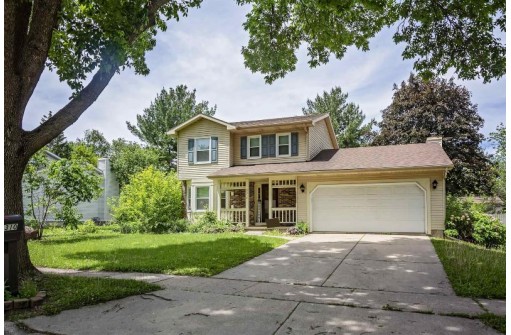 3310 Sunbrook Rd, Madison, WI 53704