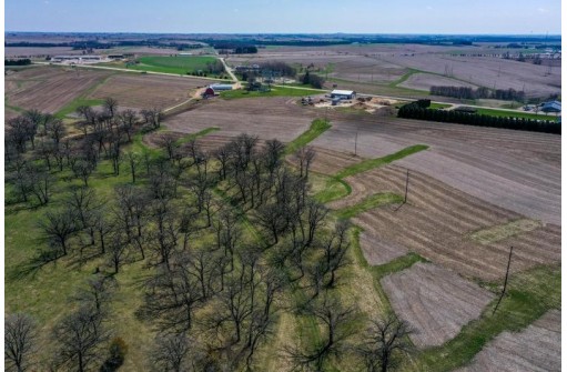 117 AC M/L Hwy 80/81, Platteville, WI 53818