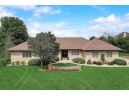 7890 Summerfield Dr, Verona, WI 53593