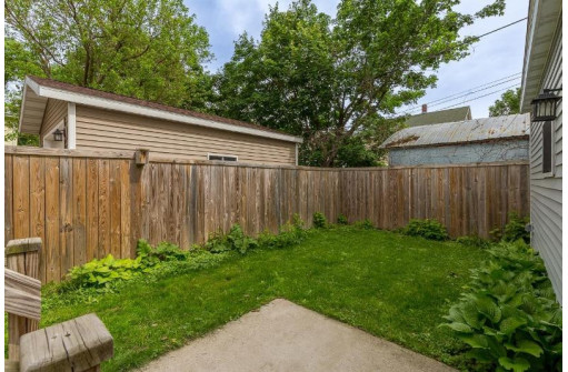 117 N Ingersoll St, Madison, WI 53703