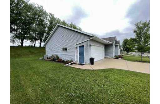 316 Nicholas St, Tomah, WI 54660