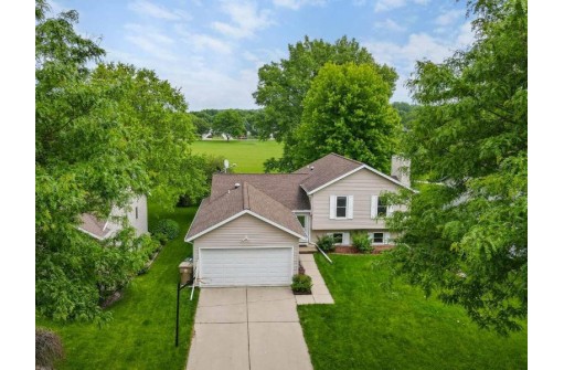 3321 Clove Dr, Madison, WI 53704-7217