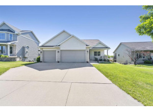 359 Sherbrooke Dr Sun Prairie, WI 53590