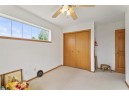 1013 Glacier Hill Dr, Madison, WI 53704